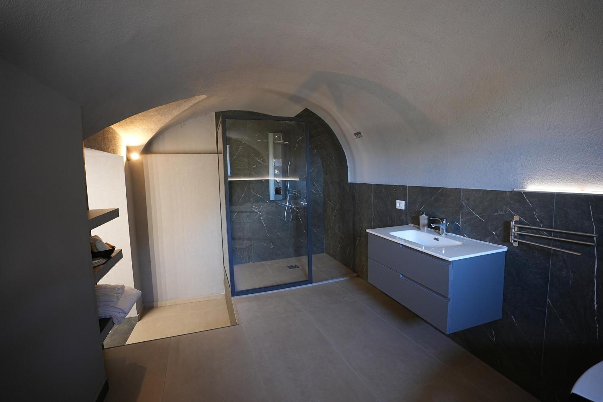 B&B Suites&Rooms Piazza Dei Martiri Катания Экстерьер фото